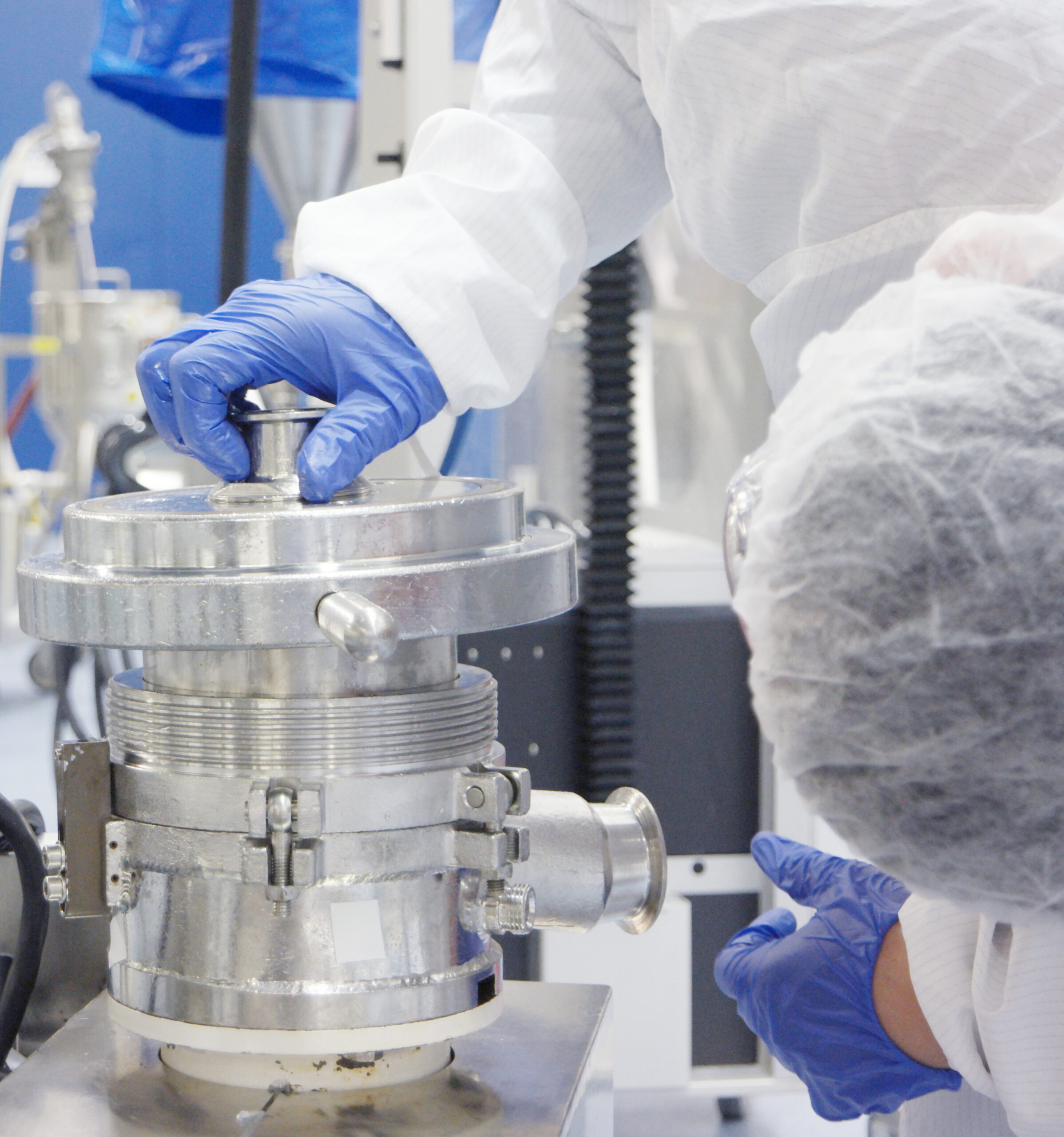 GettyImages-801080280 Pharmaceutical manufacturing equipment