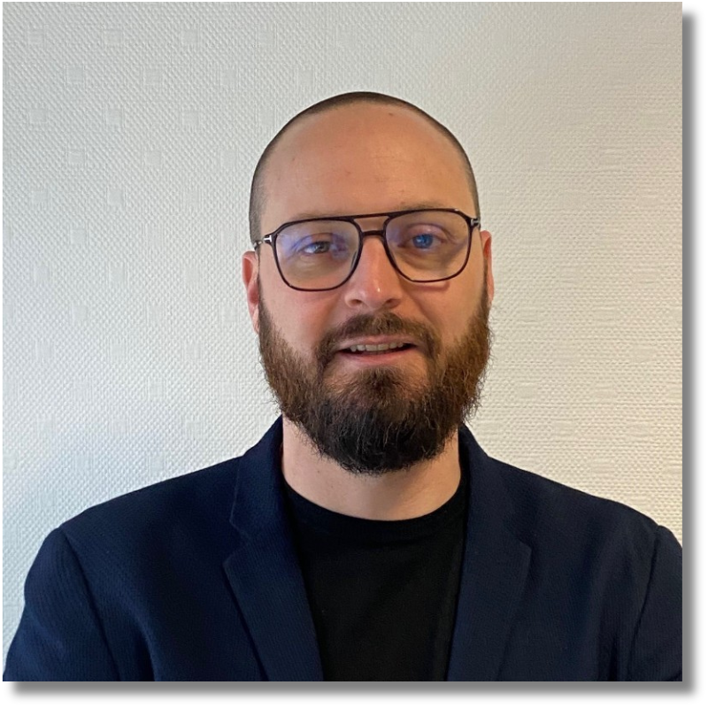 Menard - Directeur d'agence